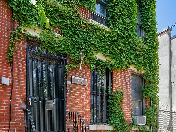 3rd image of 119 Pioneer St