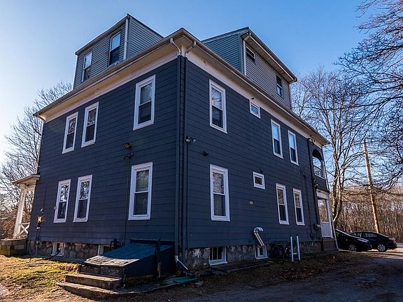 4th image of 224 Whitman St