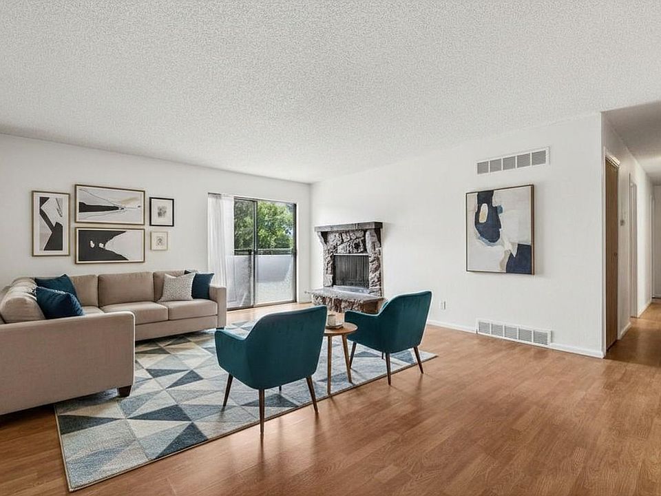 1st image of 6505 Kalua Rd #302B