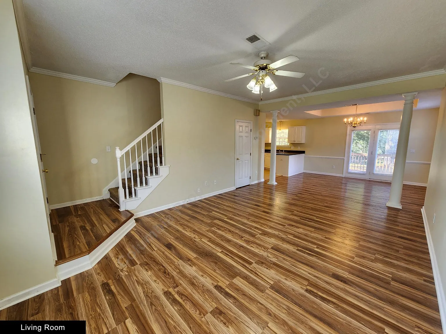 3 bed, 2.5 bath, 1500 sqft, $1,850 — Photo 2