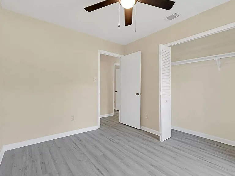 5556 Split Oak Ct — Photo 7