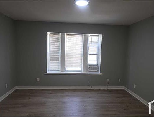 5th image of 3954 Louisiana Ave #2S