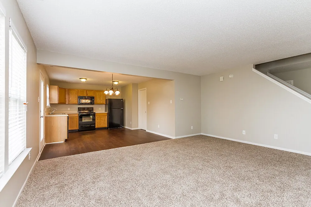 3 bed, 2.5 bath, 1792 sqft, $1,835 — Photo 4