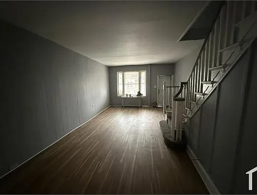 2090 Kingston St — Photo 5