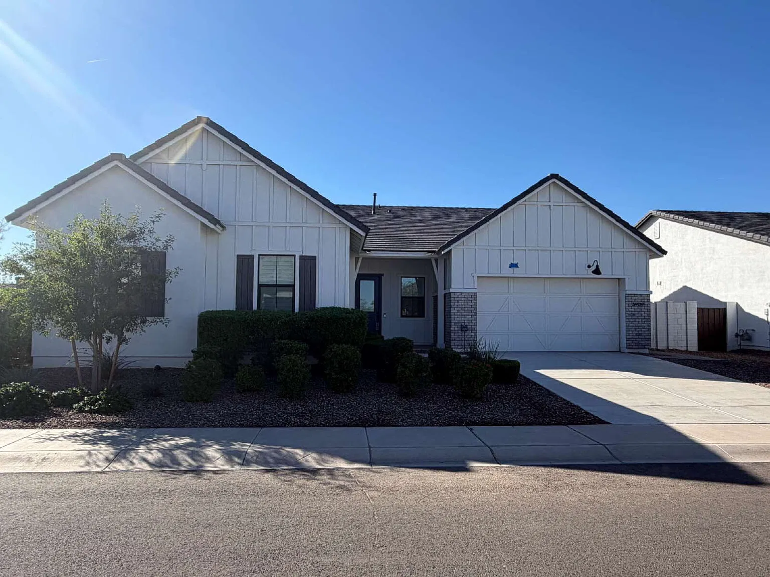 4 bed, 3.5 bath, 2899 sqft, $3,395 — Photo 1