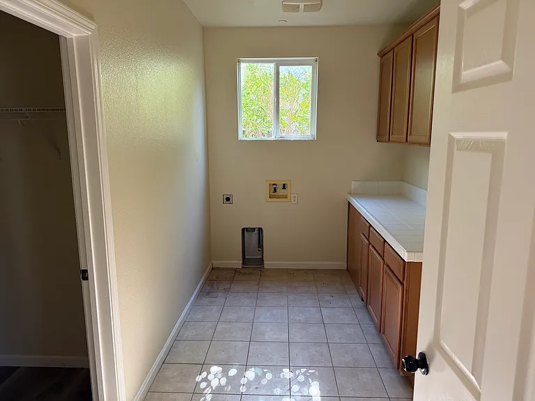 1456 Eaglesfield Ln — Photo 14