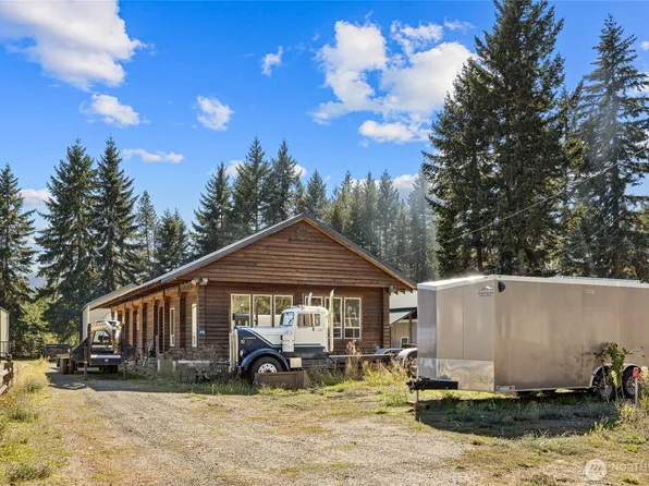 310 Pit Way, Easton, WA 98925