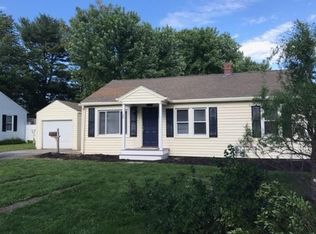 20 Alton Dr, Dudley, MA 01571