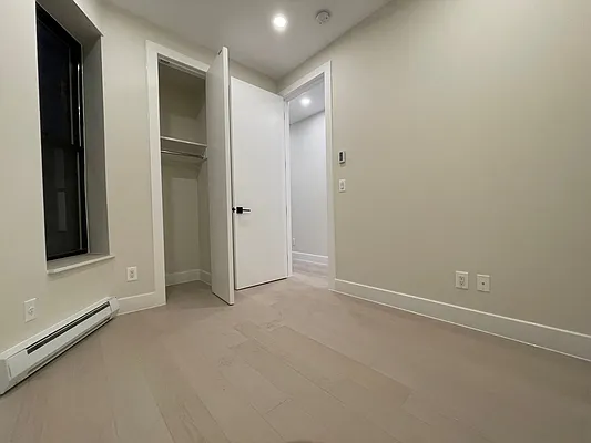 Rented by HOLTON REAL ESTATE INC. | media 16