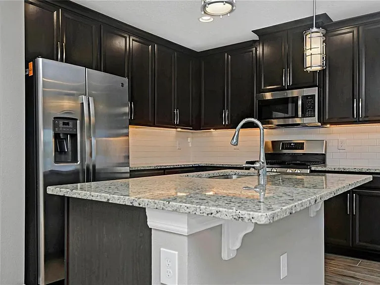 310 Cedar Bark Ln — Photo 10