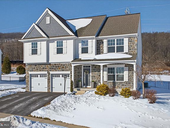 2nd image of 2705 Box Elder Ct
