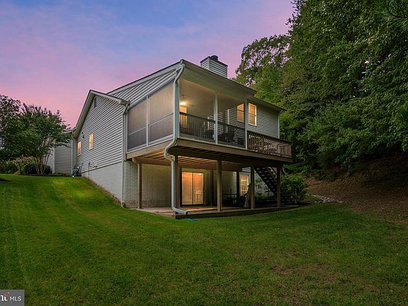 2nd image of 822 Boatswain Way