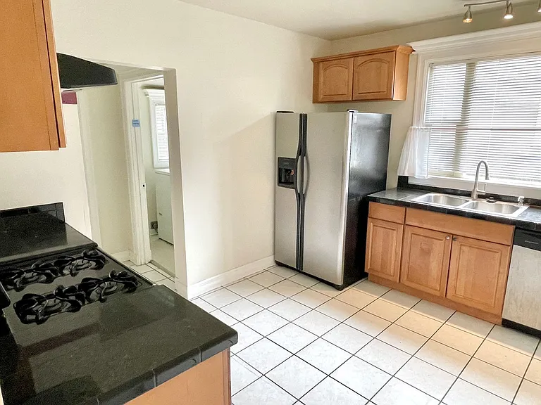 3624 N Albina Ave — Photo 7