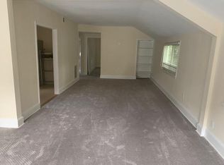 6409 13th St APT B, Alexandria, VA 22307