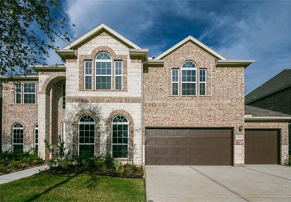 1st image of 25727 Kearsley Dr