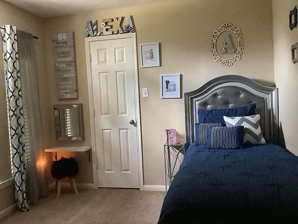 2nd  BEDROOM