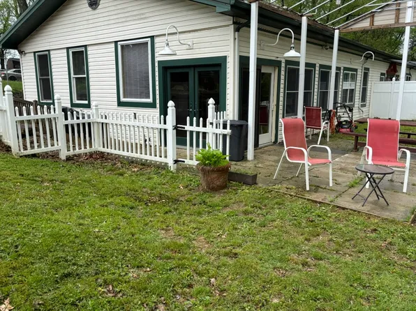 1524 W Pittsburgh St #2027-4, Scottdale, PA 15683