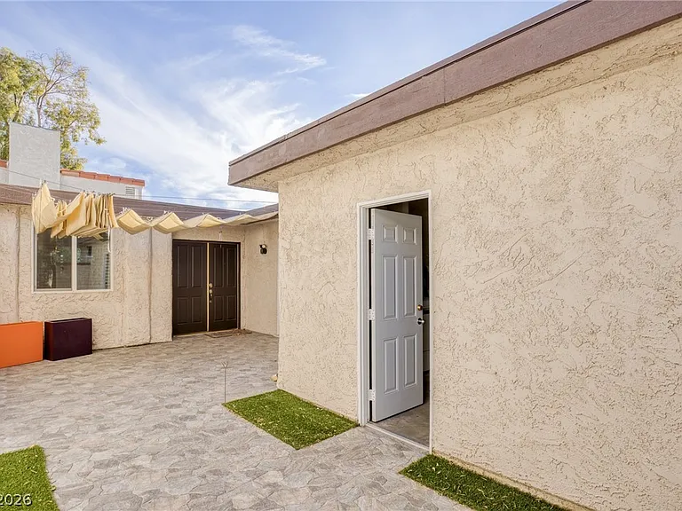 3173 Asoleado Cir — Photo 17