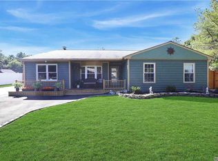 42 Walnut St, Coram, NY 11727
