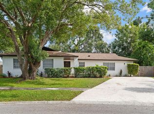 5207 Burr Pl, Seffner, FL 33584