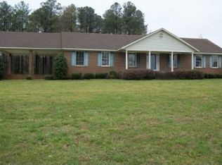 3761 Dry Bread Rd, White Plains, VA 23893