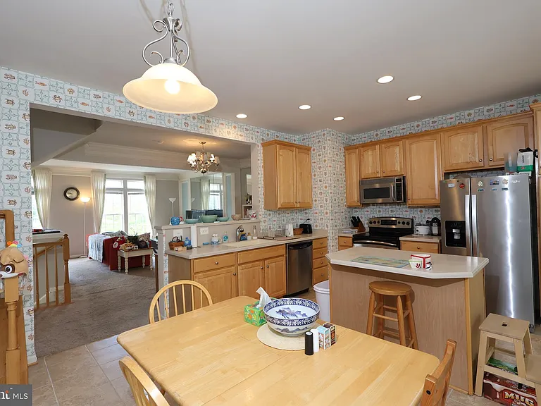 701 Monroe Point Dr — Photo 12