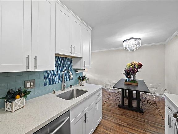 4th image of 1031 Cherry Ave APT 75