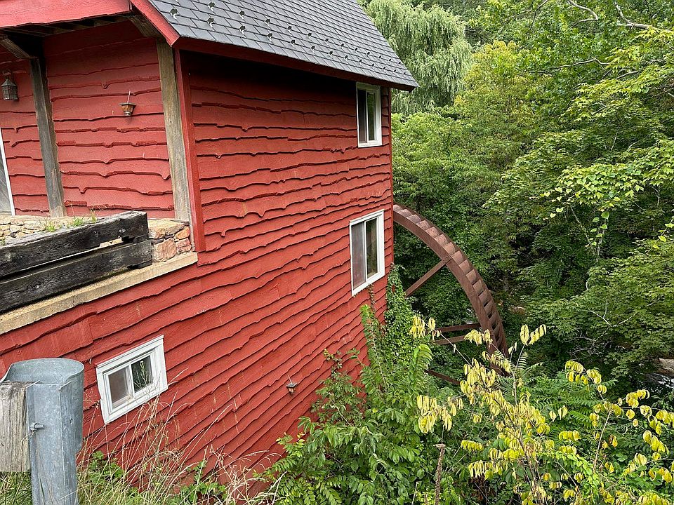 7th image of 6602 Middlebrook Rd
