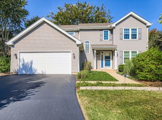 2960 Marshfield Dr, Elgin, IL 60124