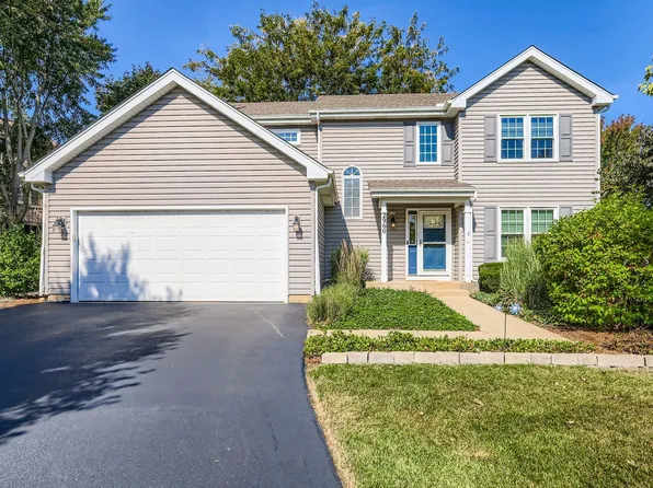 2960 Marshfield Dr, Elgin, IL 60124