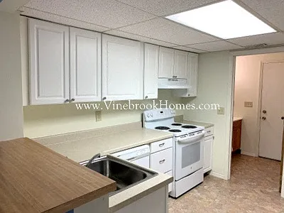 2526 Spring Valley Rd — Photo 5
