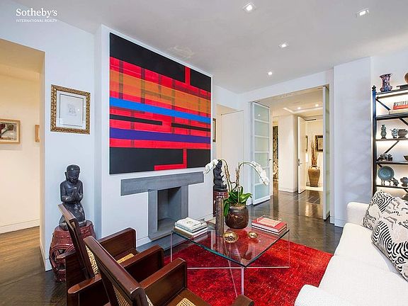 3rd image of 901 Lexington Ave APT 11N