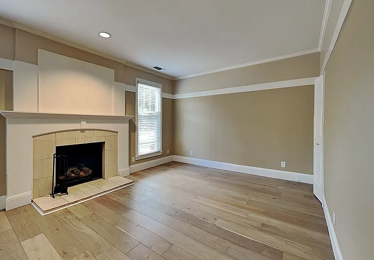 3420 Binkley Ave — Photo 2