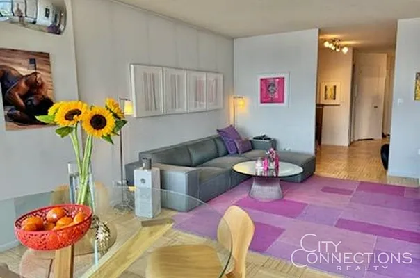 Rented by City Connections Realty | media 19