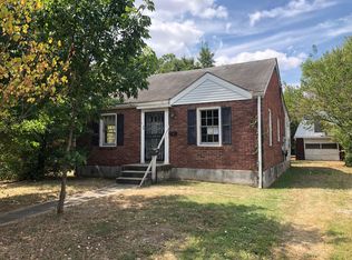 1035 W Indian Trl, Louisville, KY
