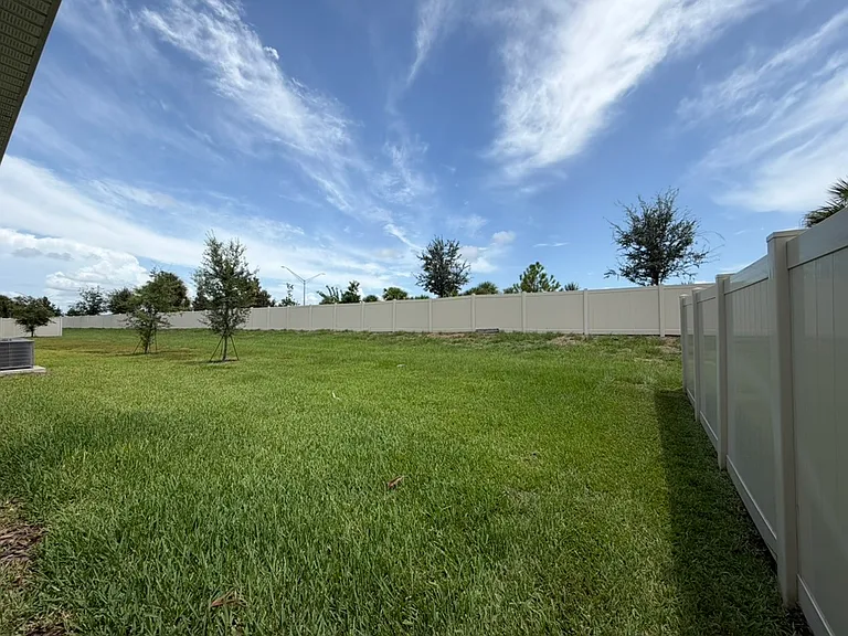 17819 Canopy Pl — Photo 2
