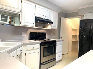 111 Fox Run Pl Unit A, Lowell, AR 72745