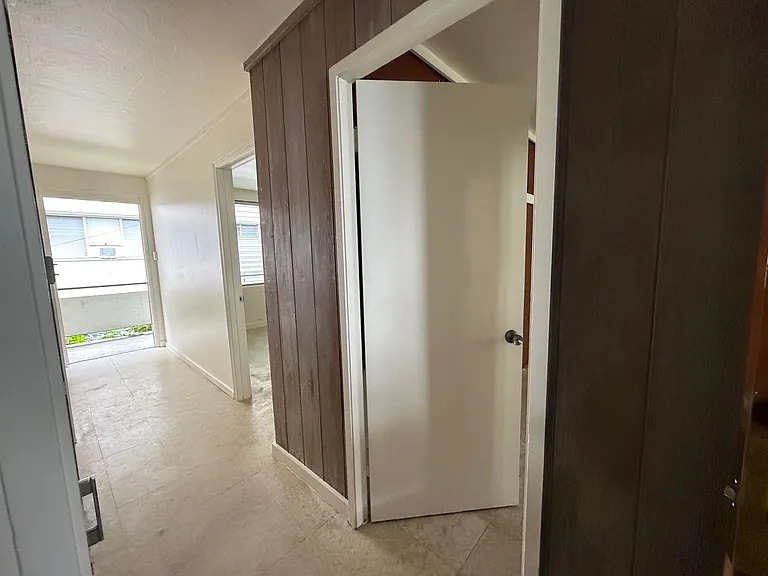 1415 Kinau St — Photo 10