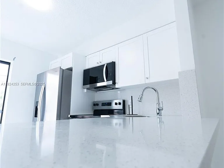 5300 W 21st Ct #311 — Photo 3