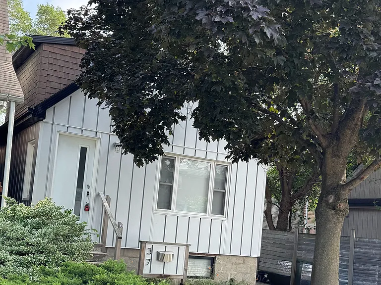37 White Ave — Photo 30