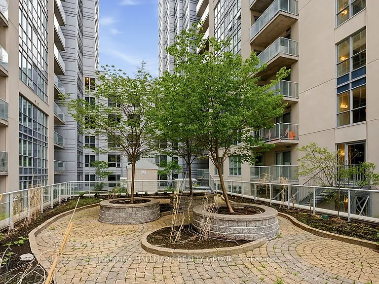242 Rideau St #1406 — Photo 20