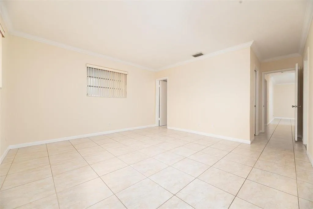3707 Polk St, 0 — Photo 3