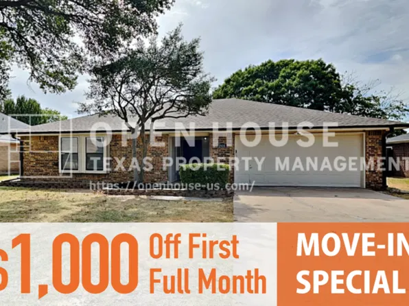 1916 Sharon Dr, Corinth, TX 76210