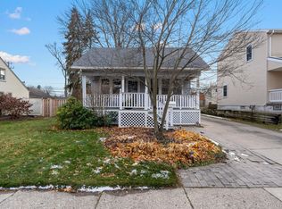 2329 Rosemont Rd, Berkley, MI 48072