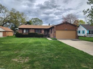 1809 Clinton Ave, Saint Clair, MI