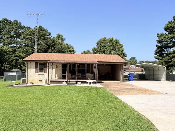 257 D And C Subdivision Rd, Dresden, TN 38225