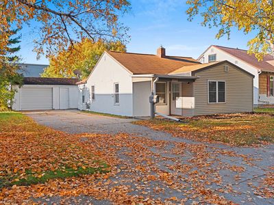 1338 Berner St, Green Bay, WI, 54302