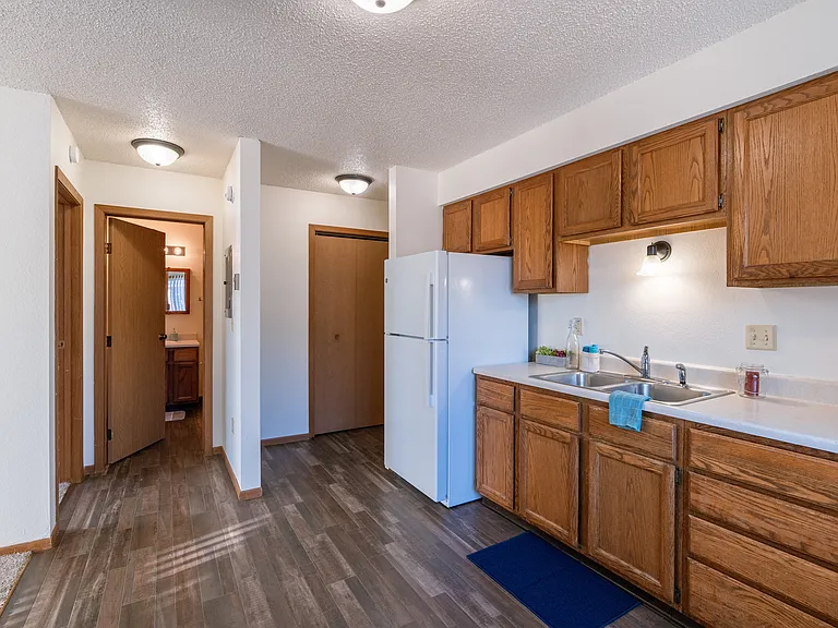 Grand Forks, ND Chandler 1866 Apartments | Kitchen