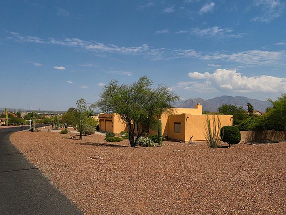 3rd image of 4475 W Sunset Dunes Pl