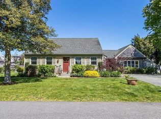 37 Salt Pond Rd, Falmouth, MA 02540